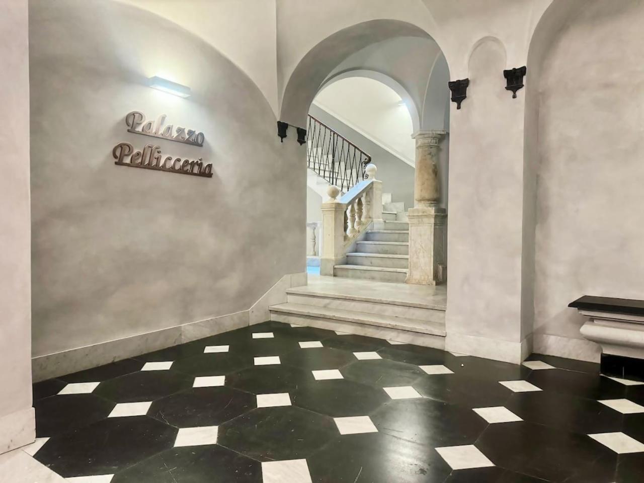 Lusso Dei Rolli Attico Pellicceria Con Terrazzo Appartamento Genova
